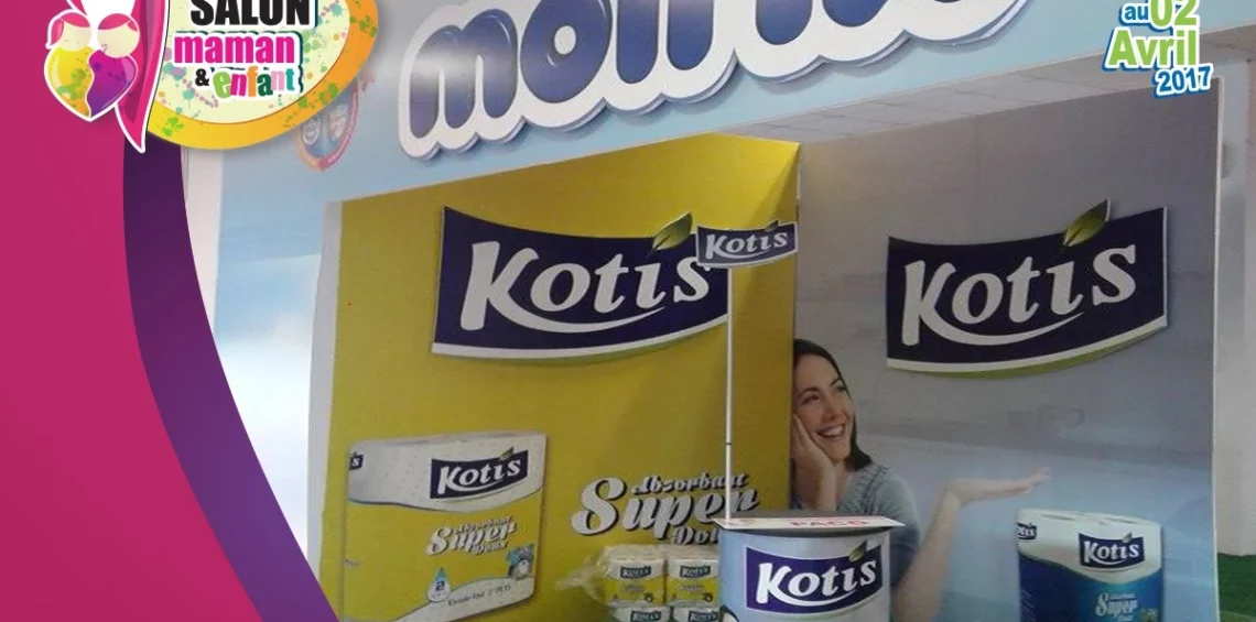 Stand Molfix au Salon Maman et Enfant, présentant des produits pour le confort des bébés